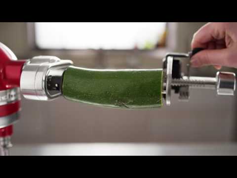 Priedas KitchenAid 5KSM1APC – pjaustymas spirale video