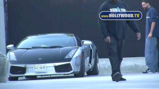 Chris Brown storms out Maxfield in Beverly Hills