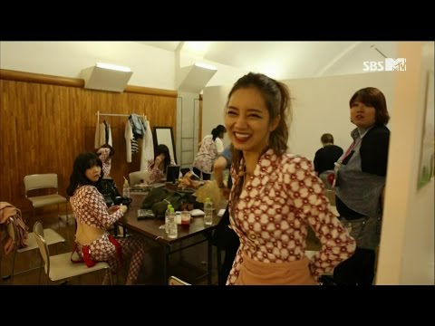 카메라 놀래키고 웃는 혜리 Hyeri 대기실 130615 걸스데이 Girl's Day