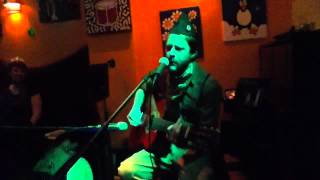 Sean Monistat live acoustic NYC