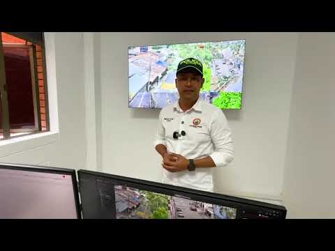 Alcalde,Néstor Javier Ospina Viterbo Caldas dando a conocer la nueva tecnología d camaras vigilancia