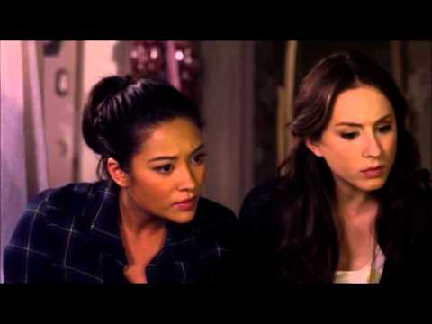 Pretty Little Liars 2x23 -  The Girls Looking At Ali's Stuff + A Ending Scene