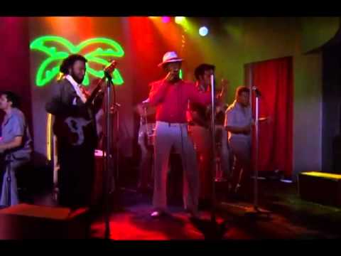 LAS CALEÑAS SON COMO LAS FLORES-JOE LA LEYENDA