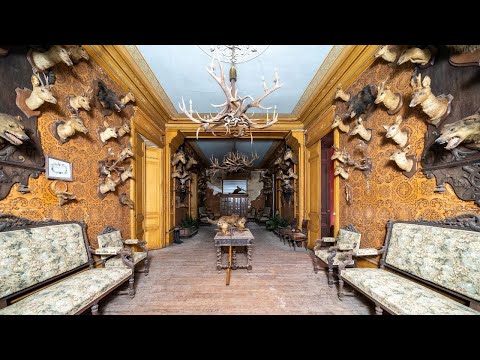 Abandoned 17th Century Hogwarts Castle ~ Everything Left Behind!