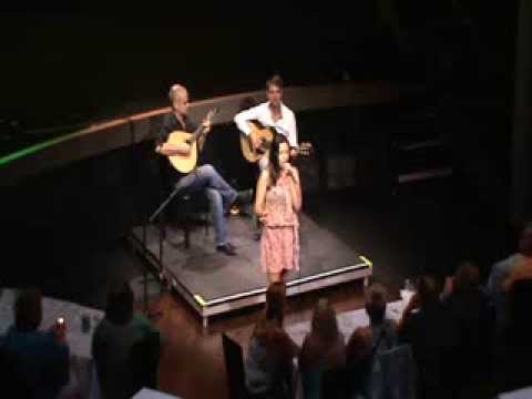 Barbara Santos - Procura-me num fado