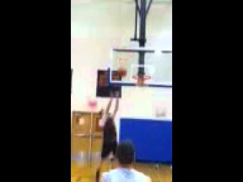 Jay to Jake alley-oop