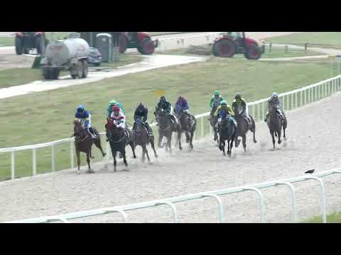 2019.06.16. 02. futam - NYERETLENEK VERSENYE (V.kat.) (szintetikus pálya)