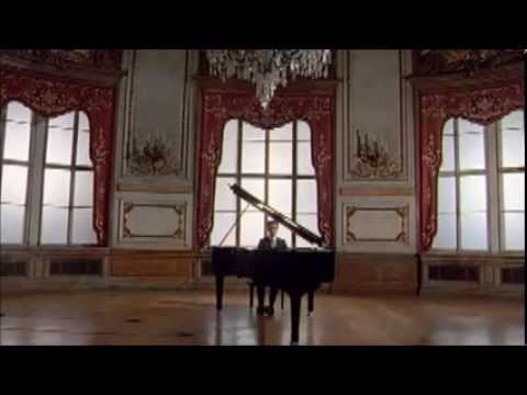 Daniel Barenboim Beethoven Moonlight Sonata (complete)