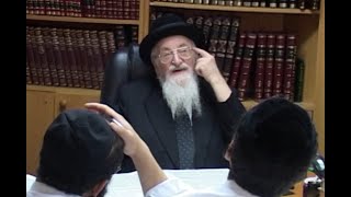 אל תפריע לי!!! - סיפור - מרן הרב מרדכי אליהו (הרב מרדכי אליהו זצ"ל) - התמונה מוצגת ישירות מתוך אתר האינטרנט יוטיוב. זכויות היוצרים בתמונה שייכות ליוצרה. קישור קרדיט למקור התוכן נמצא בתוך דף הסרטון