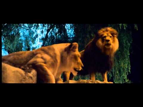 Sylvester Stallone (Joe the Lion) & Cher (Janet the Lioness)