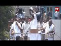 బాబు మేనిఫెస్టో చూపిస్తూ దారుణంగా పరువు తీసిన సీఎం | CM Jagan About Babu Manifesto | 99tv - Video