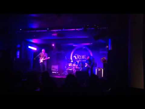 The Echoes live at Oran Mor Glasgow