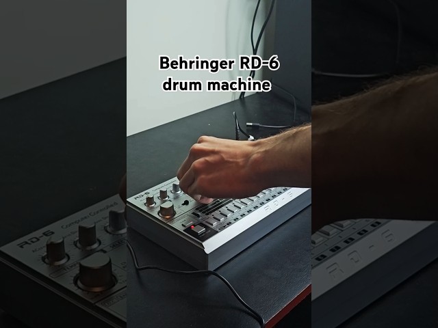 Vídeo relacionado con Behringer RD-6-BK, Máquina de tambor analógico, RHYTHM DESIGNER RD-6, Negro