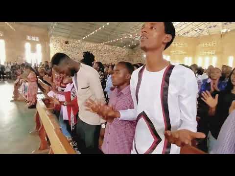 Umuhamirizo w'Ibiremwa ( Muze Dusingizimana ) - Cyprien RUGAMBA |• Chorale Illuminatio  •|