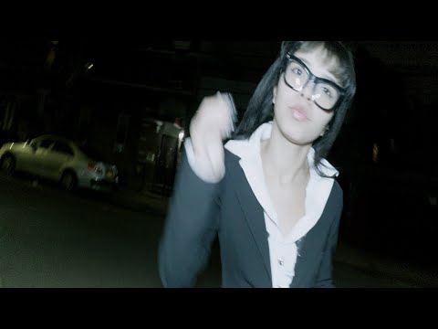 slayr - Holding (OFFICIAL MUSIC VIDEO)