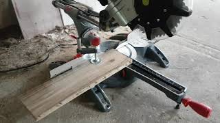 Ozito 254mm 2100W Sliding Mitre Saw: Quick overview and laser setup.