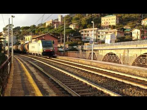 Rosignano in transito alla stazione di Mulinetti