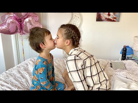 Wie sehr mich mein 3-jähriger Bruder Leo liebt?!