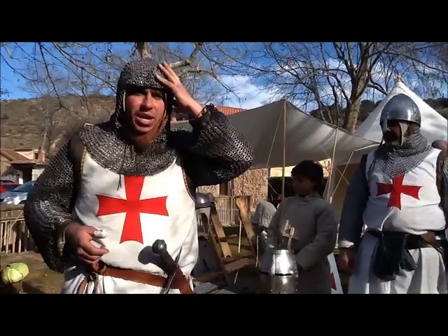 Vídeo relacionado con VOANZO Taza medieval templario caballero cruzado 12 oz traje de armadura caballero de la cruz cerveza Stein Tankard taza de café con mango