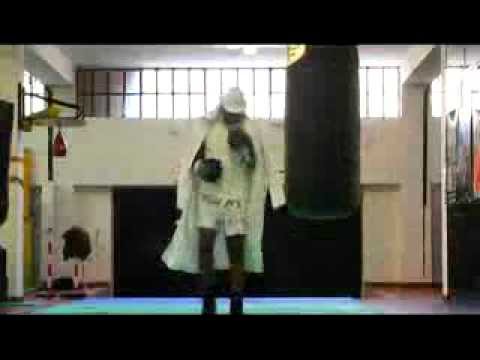 Dr Feelx vs Kings of justice - Yes we can - Official You tube video