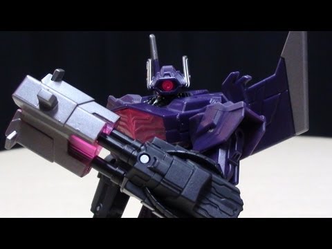 Fall of Cybertron Deluxe SHOCKWAVE: EmGo's Transformers Reviews N' Stuff
