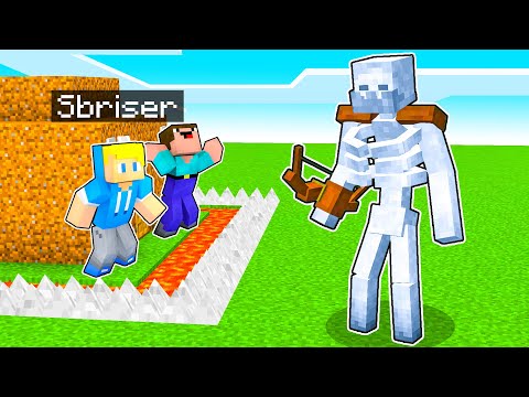 BASE NOOB PIÙ SICURA vs SCHELETRO MUTANTE! - Minecraft ITA