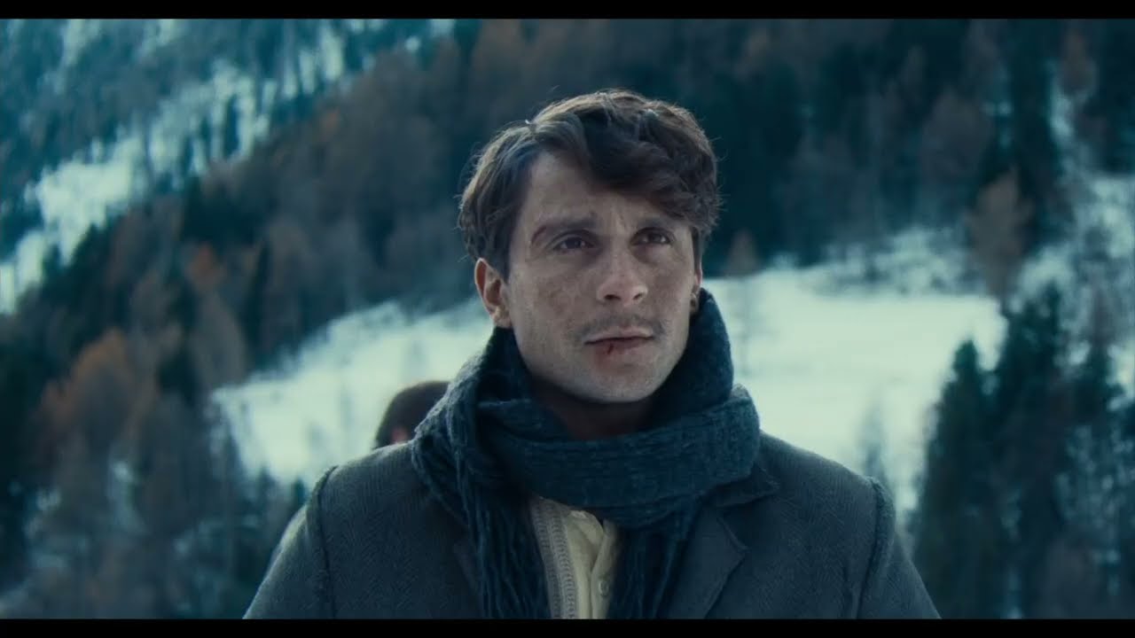 Official Featurette - Short Version