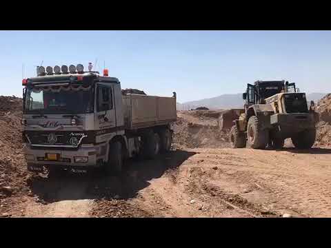 MercedesـBenz   Actros 2643 vs Komatsuـ  wa380