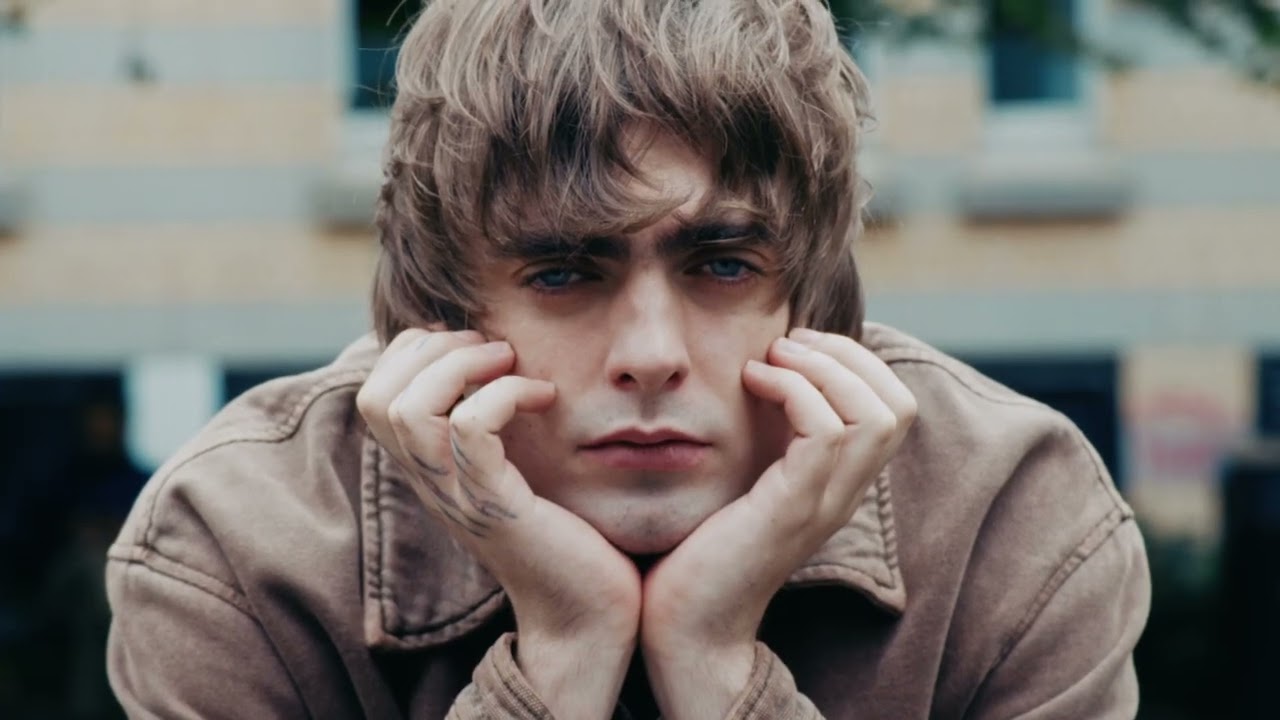 Pull&Bear - Lennon Gallagher