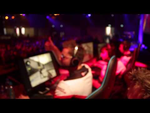 Reason on Stage at i49