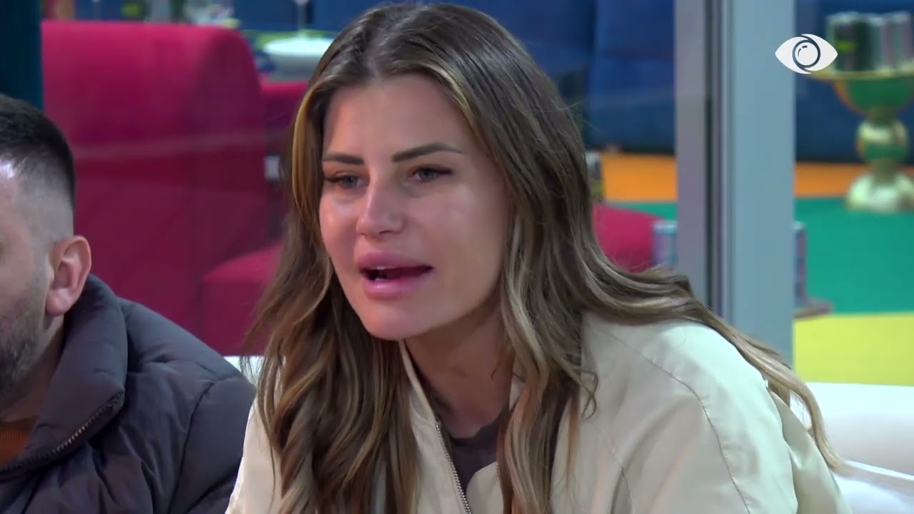 “Ti nuk flet dot për ndjesitë e mia o i mjerë”/ Valbona ndërhyn në debatin Gjesti-Laert