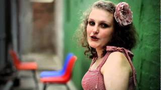 Holly Wasserfall Twentyfour Seven