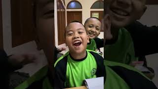 Download lagu Bocil Suara Terompet Brazil mp3 Download lagu Bocil Suara Terompet Brazil mp3