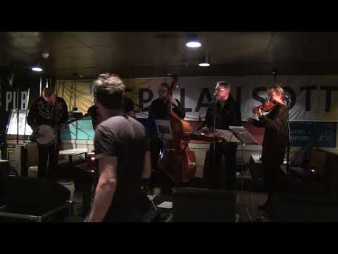download lagu mp3 mp4 Suburban Country Band, download lagu Suburban Country Band gratis, unduh video klip Suburban Country Band