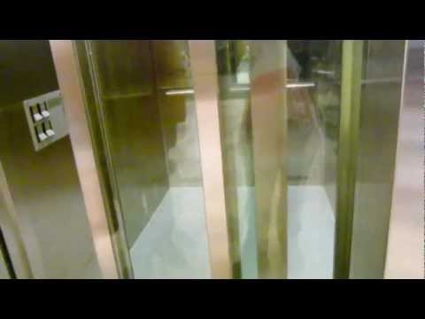 Strange DEVE hydraulic elevator @ Nordbyen Shopping Center, Larvik, Norway