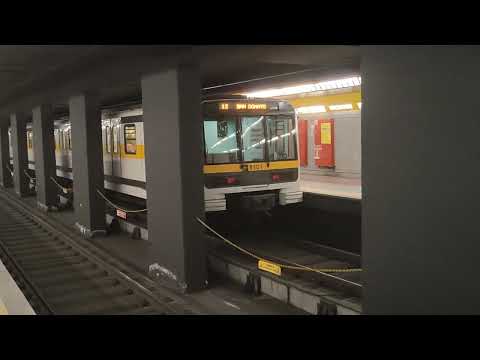 Metro Milano M3 maciachini 8100-9100#atm#metropolitana#train#milano#underground