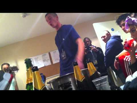 Ed Sheeran & Devlin going bar for bar