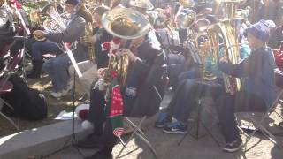 Tuba Chistmas plays God Rest Ye Merry Gentlemen in Denver Colorado 12-23-2012