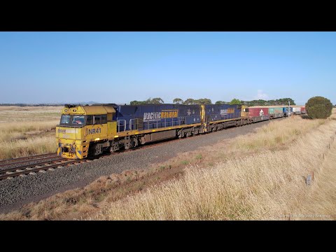 Pacific National 2MA5 Intermodal Container Freight Train (23/1/2023) - PoathTV Australian Railways
