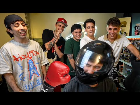 6 HOMBRES vs UN CASCO ☠️