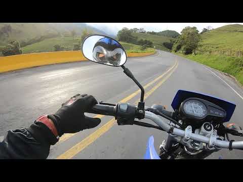 Viajando desde Bogotá hasta Calarcá en una moto YAMAHA XTZ 125.