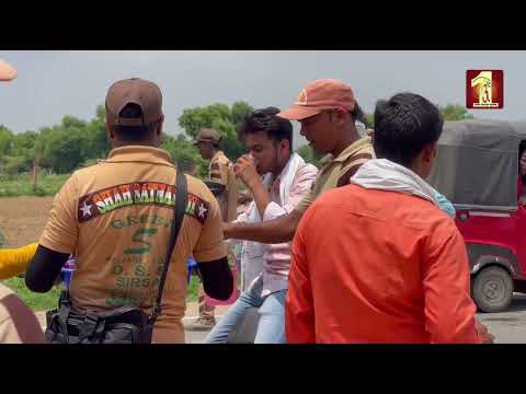 तपती धूप में  लोगों को गर्मी से राहत दिलाने में लगे डेरा सच्चा सौदा के सेवादार