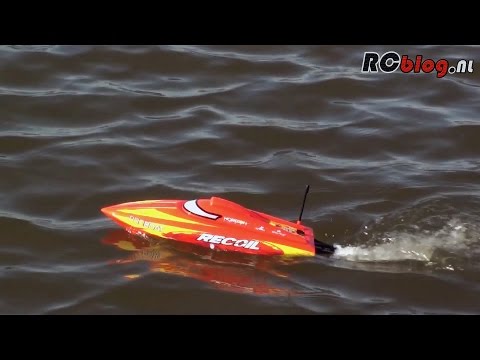 Pro Boat Recoil 17 Deep-V Brushless RTR video review (NL)