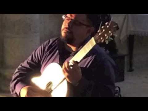 Isaac Bustos performs Guajira a Mi Madre
