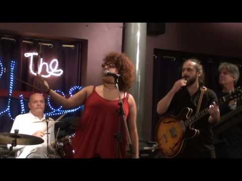 BLUES AT THE COACH AND HORSES  15 02 17..5A