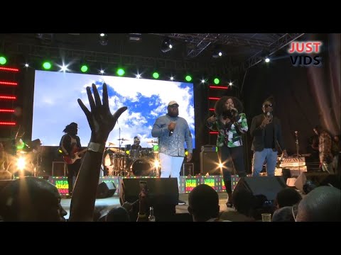 Etana Performs I Rise in Nairobi Kenya Alongside the crowd