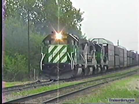 Classic Railroad Series 102 - BN in Springfield, MO May 9, 1990