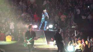 Jason Aldean - Johnny Cash, Crazy Town Live in Concert (HD)
