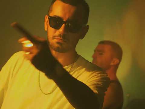 Senfo - Delik Deşik (Official Music Video)