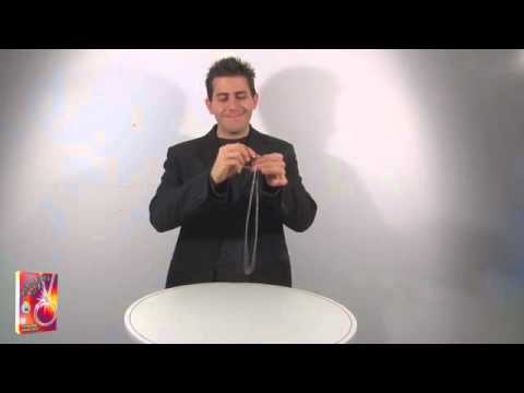 Mysterious Ring by Vincenzo de Fatta. Кольцо и цепочка